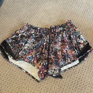 Colorful Splatter hotty hot shorts lulu lemon